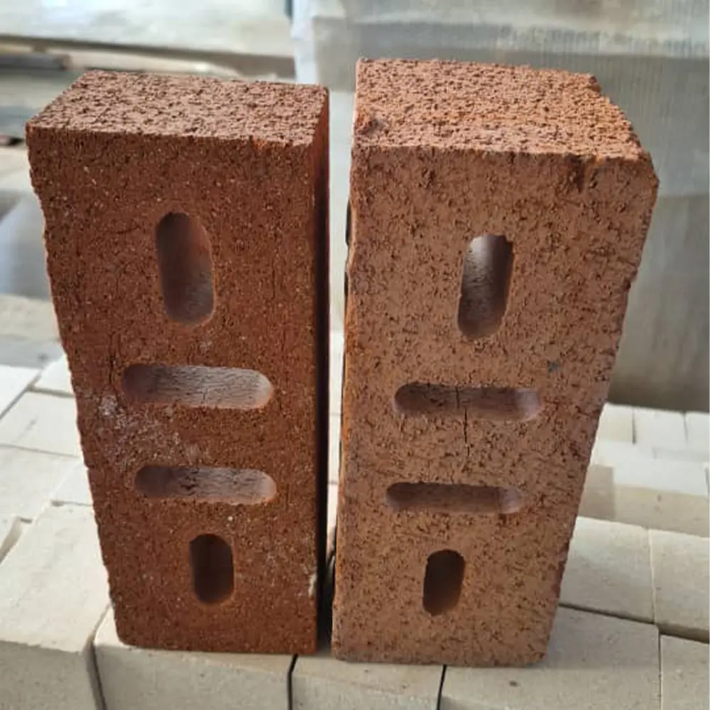 r11 saco brick