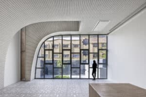 Bricks design isfahan h to v house